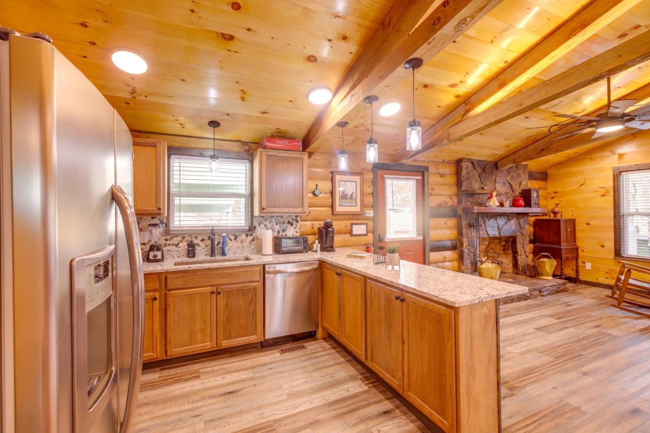 Pet-Friendly Chattanooga Cabin With Hot Tub And Kayaks Eksteriør bilde