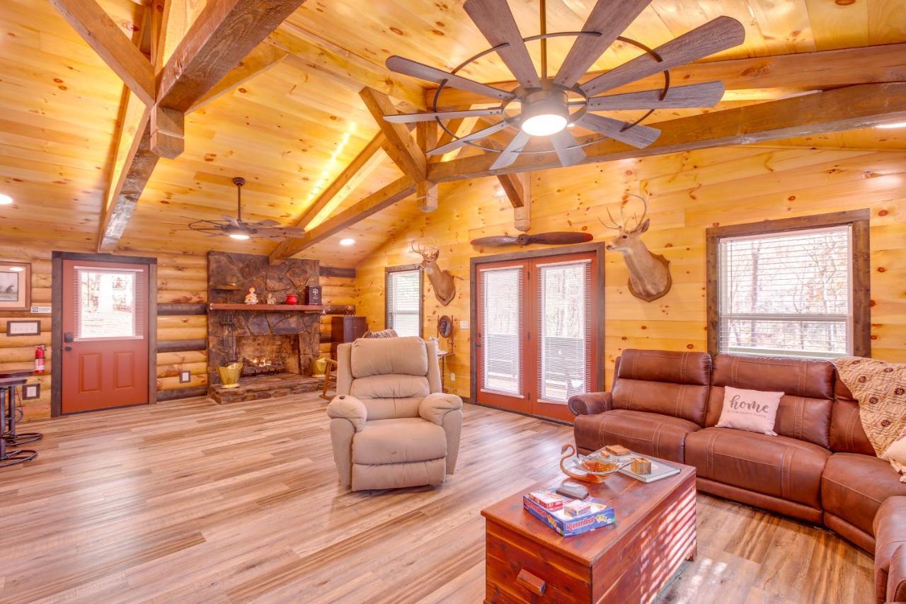 Pet-Friendly Chattanooga Cabin With Hot Tub And Kayaks Eksteriør bilde